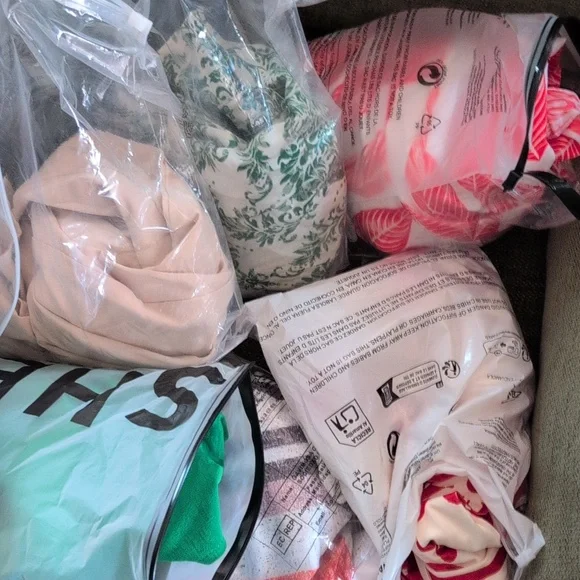 NIB Lot of 13 Shein & Temu Pieces - Picture 3 of 3